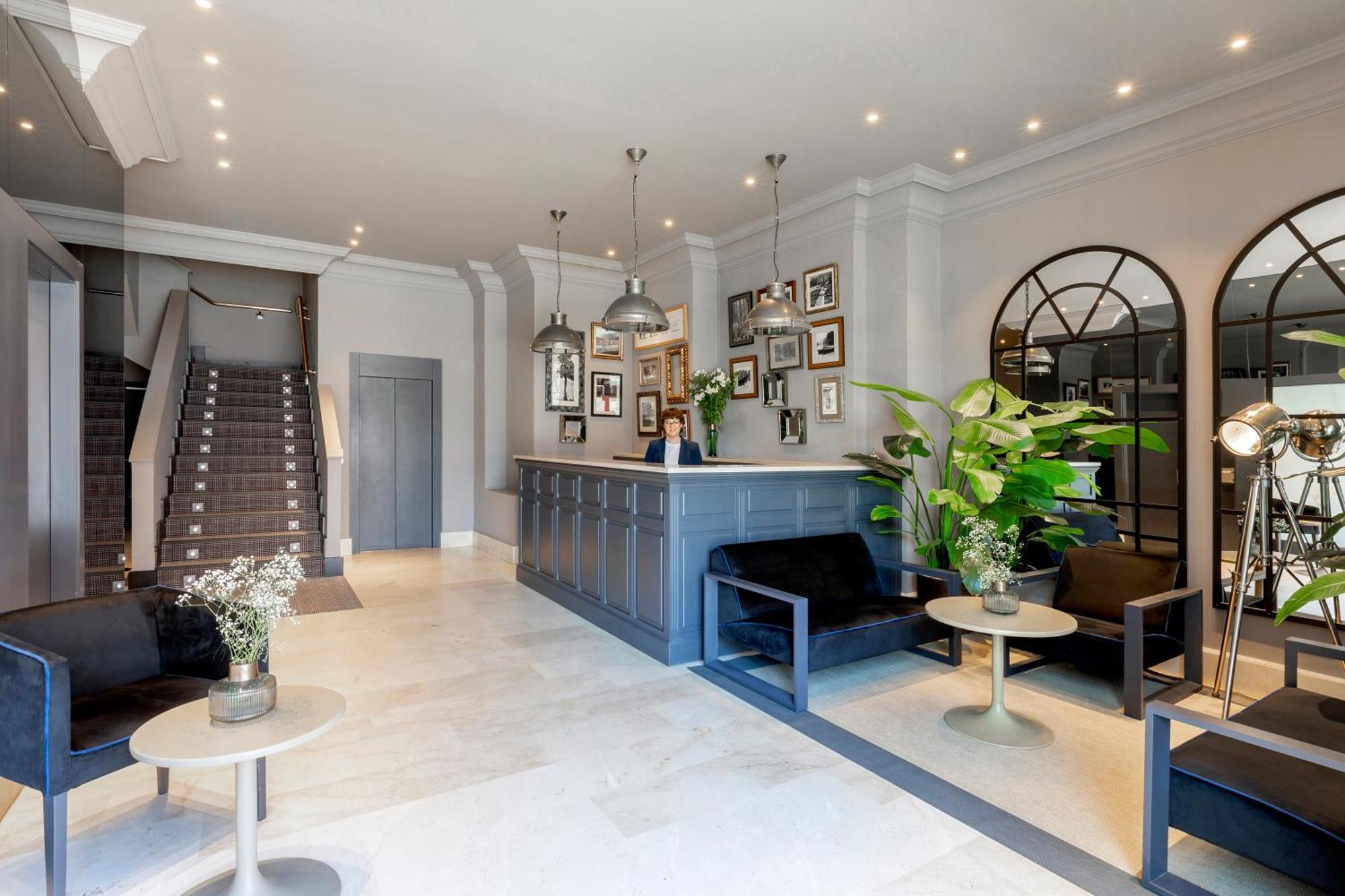 Suites Pamplona Plaza Екстер'єр фото