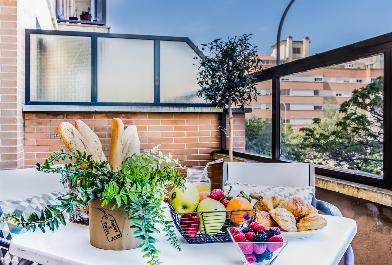 Suites Pamplona Plaza Екстер'єр фото
